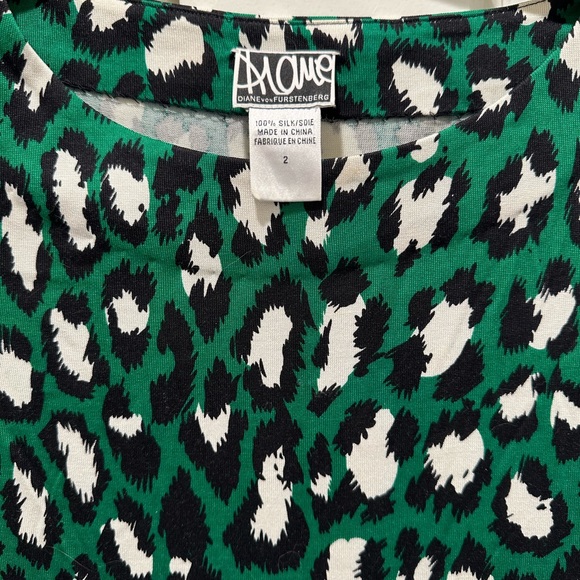 DVF leopard perfection, classic! - Picture 4 of 4